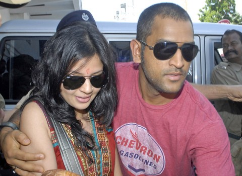 dhoni and sakshi