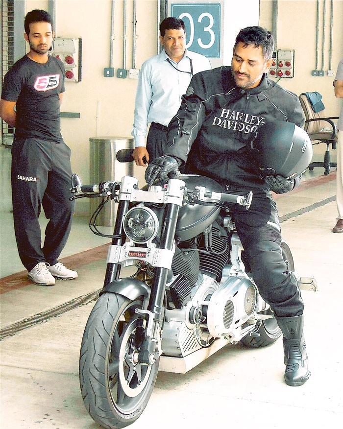 dhoni's bike